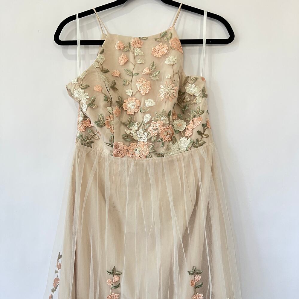 NEW BHLDN Shannon Tulle Embroidered Dress Multicolor Size US M - Picture 2 of 10
